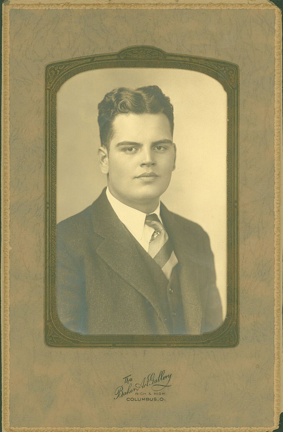 Temiz Erkek Takım Elbise — Burdur